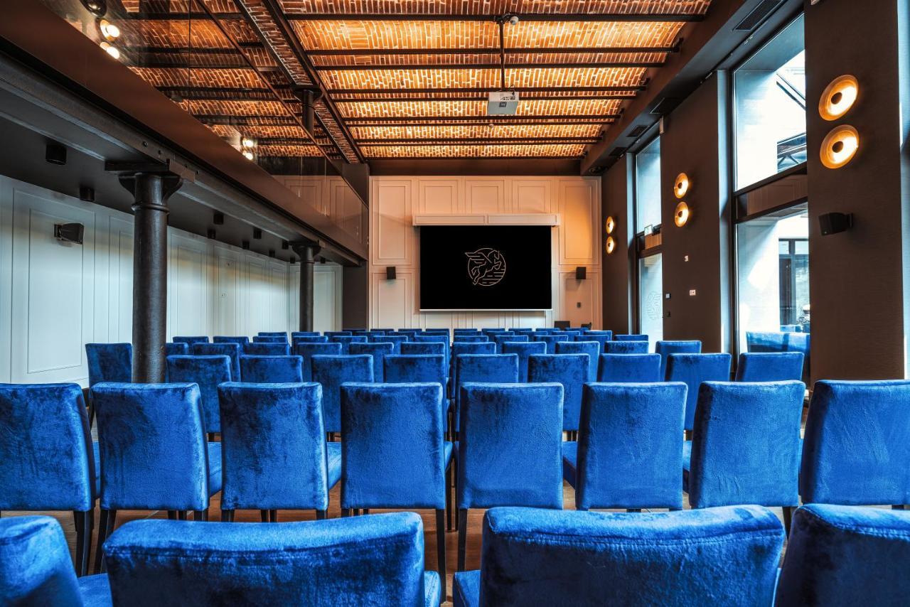Hotel Ferreus Modern Art Deco Krakow Dış mekan fotoğraf The auditorium